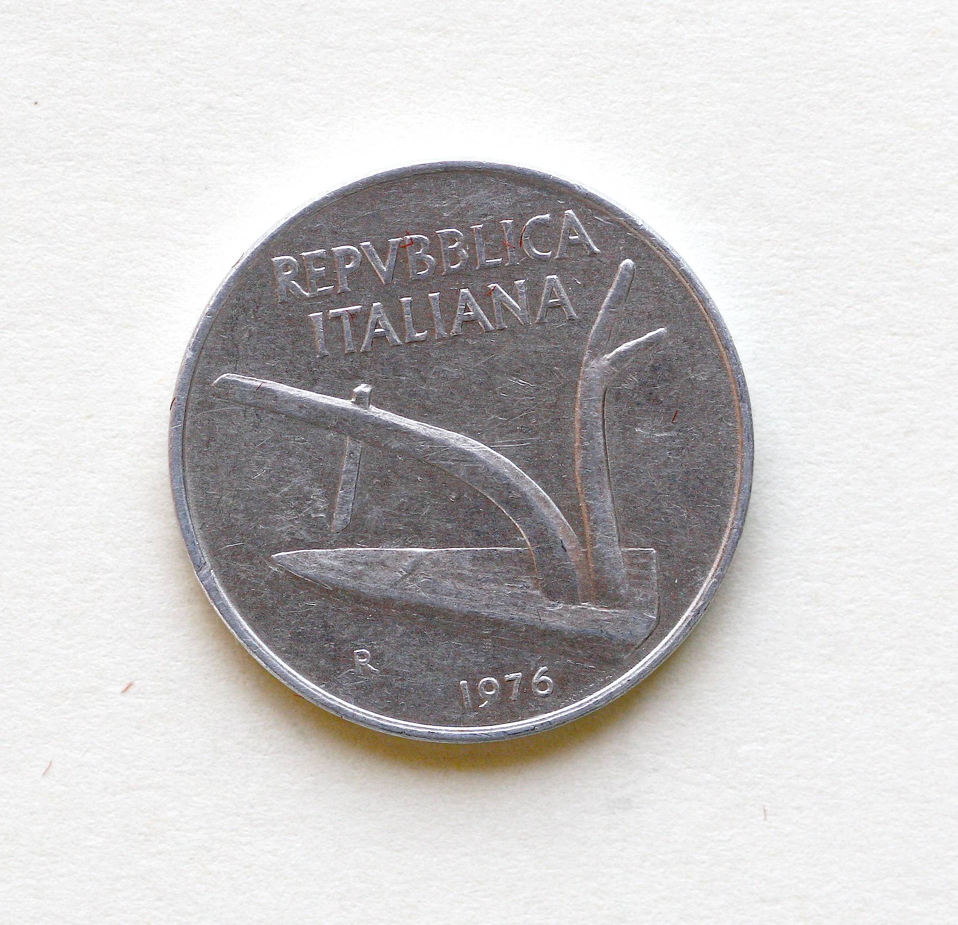 (IT8) Italija. 10 Lire. 1976 m. 20267777 (IT8) Italija. 10 Lire. 1976 m. 20267777