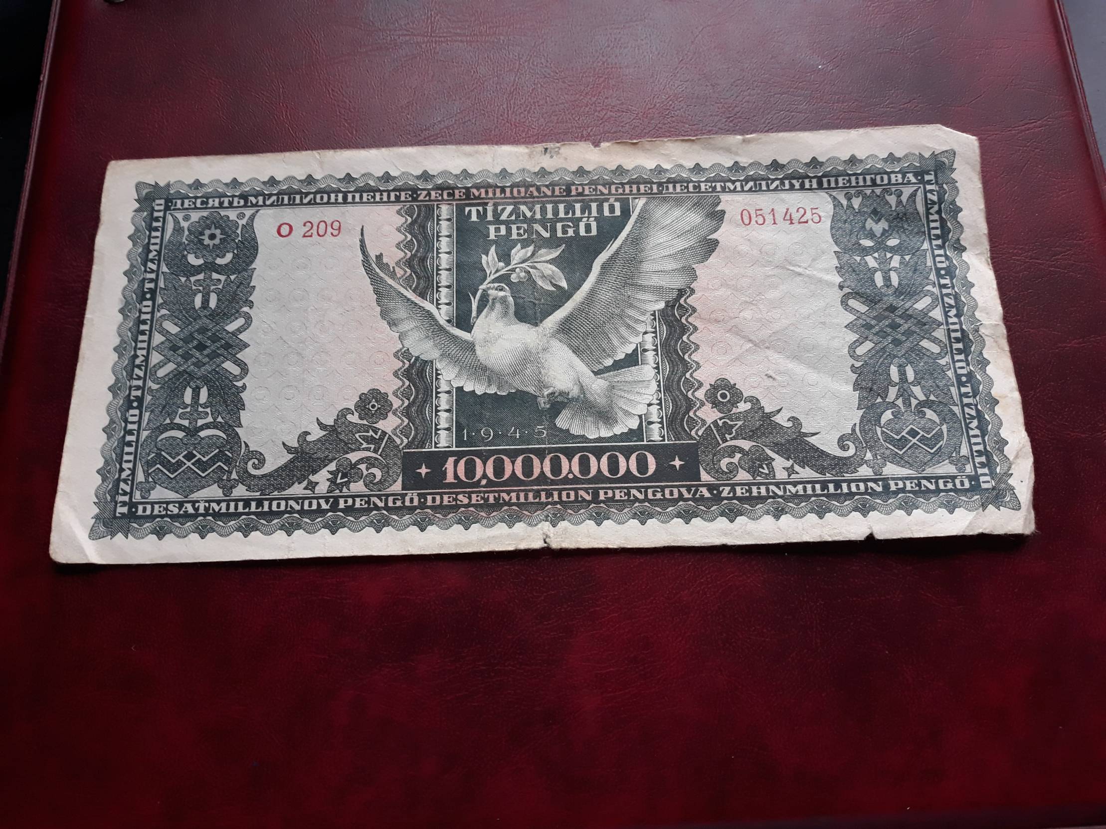 thumbnail image 2 of 1945 Hungary 10,000,000 Pengo P-123 Banknote World Paper Money XF Condition 2 of 5